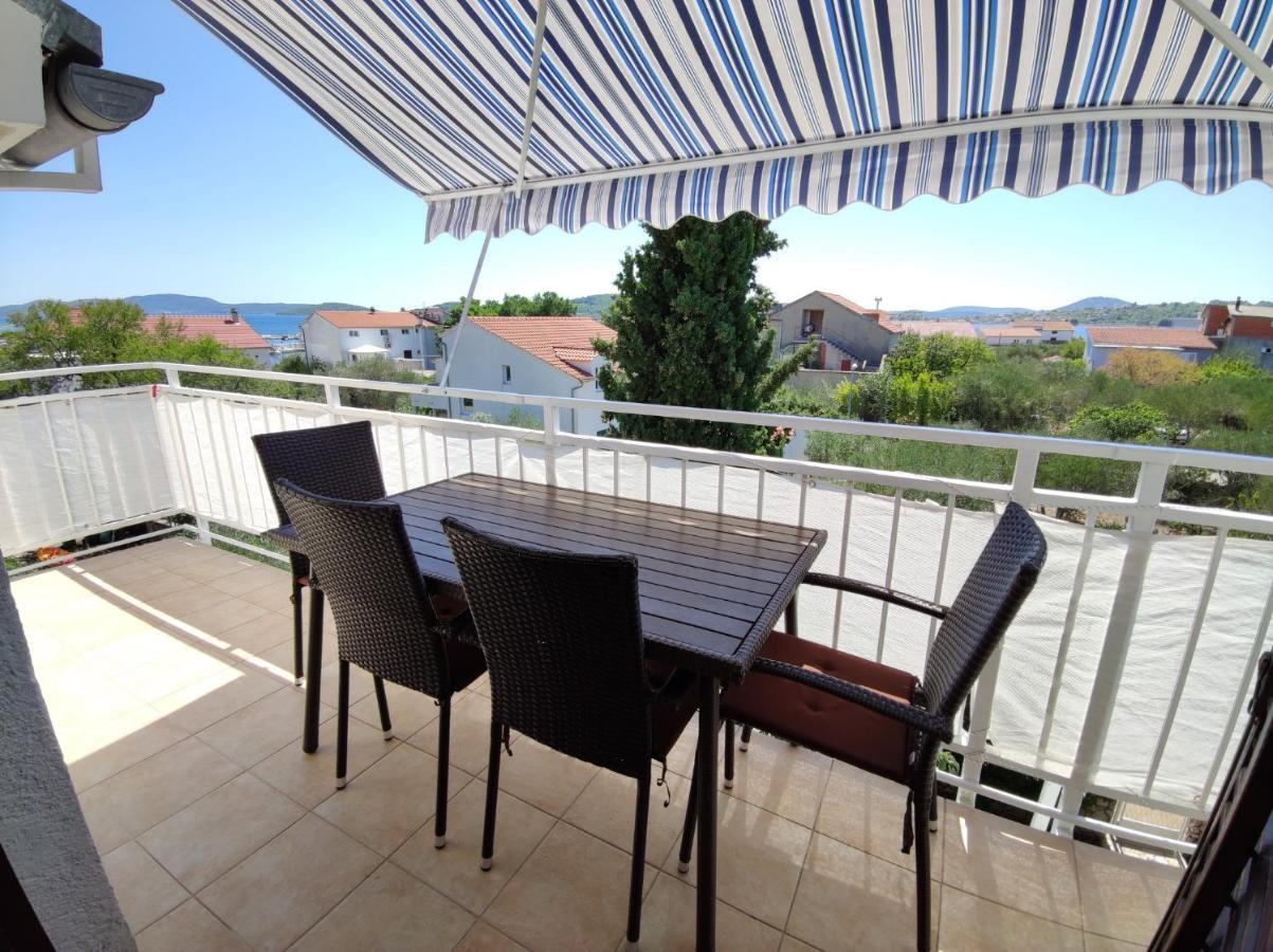 Apartments Vodice Srima Kültér fotó